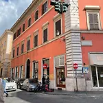 94 Piazza Di Spagna Pensión
