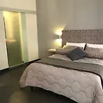 94 Piazza Di Spagna