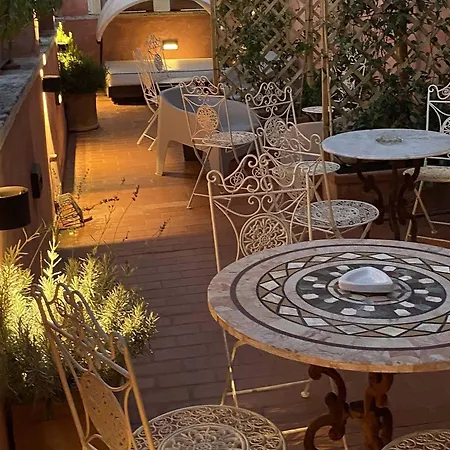 94 Piazza Di Spagna Affittacamere Roma